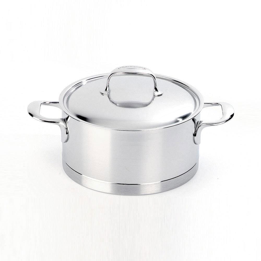 http://aolcookshop.co.uk/cdn/shop/products/demeyere-atlantis-casserole-with-lid-stainless-steel-723.jpg?v=1633437159