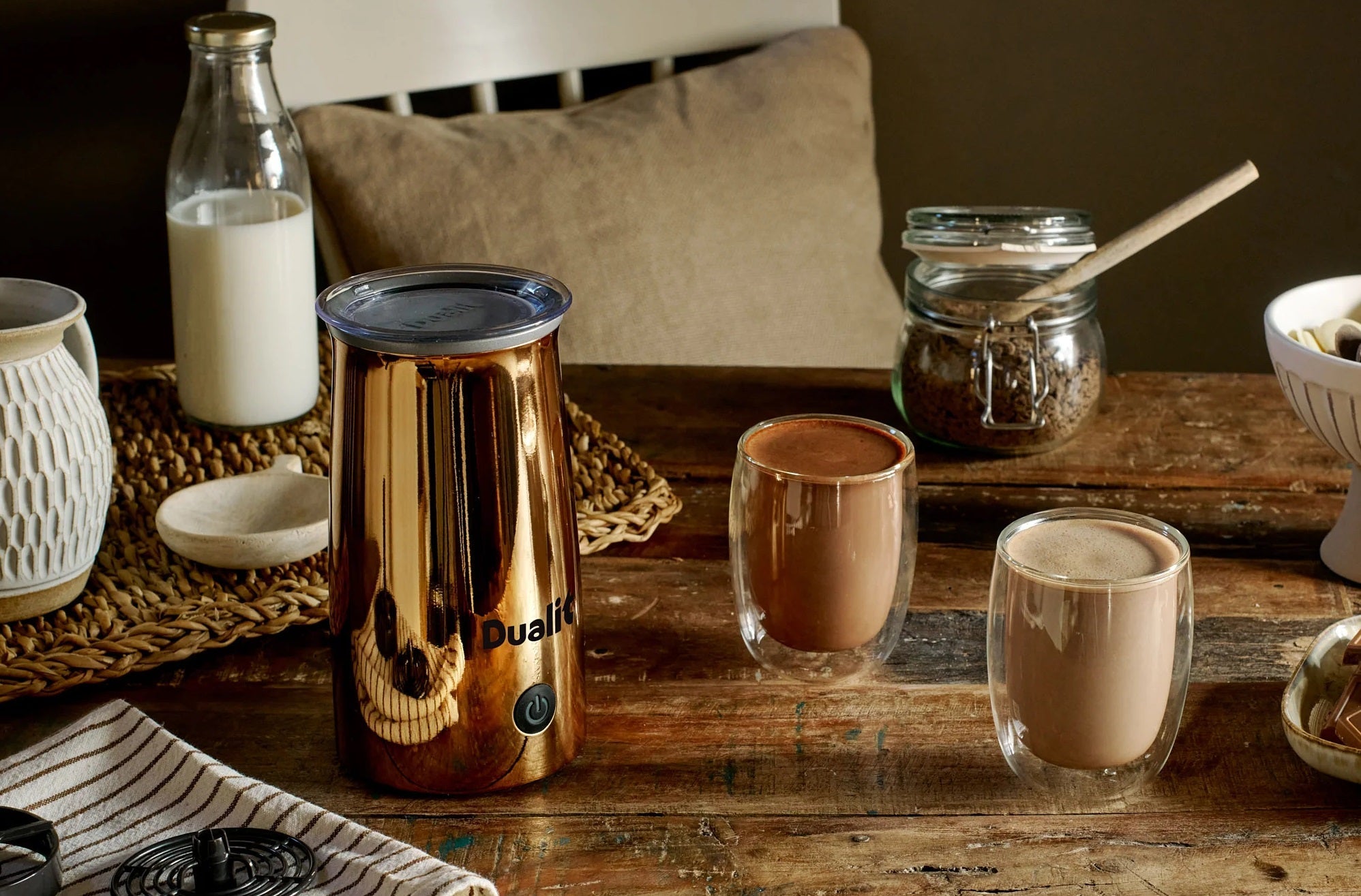 How to make the perfect Hot Chocolate with Dualit’s Cocoatiser