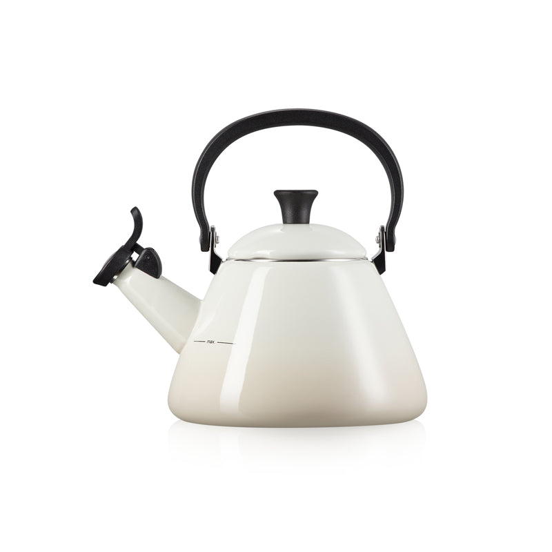 Le Creuset Kone Kettle with Fixed Whistle 1.6 litre Meringue (4385778827322)