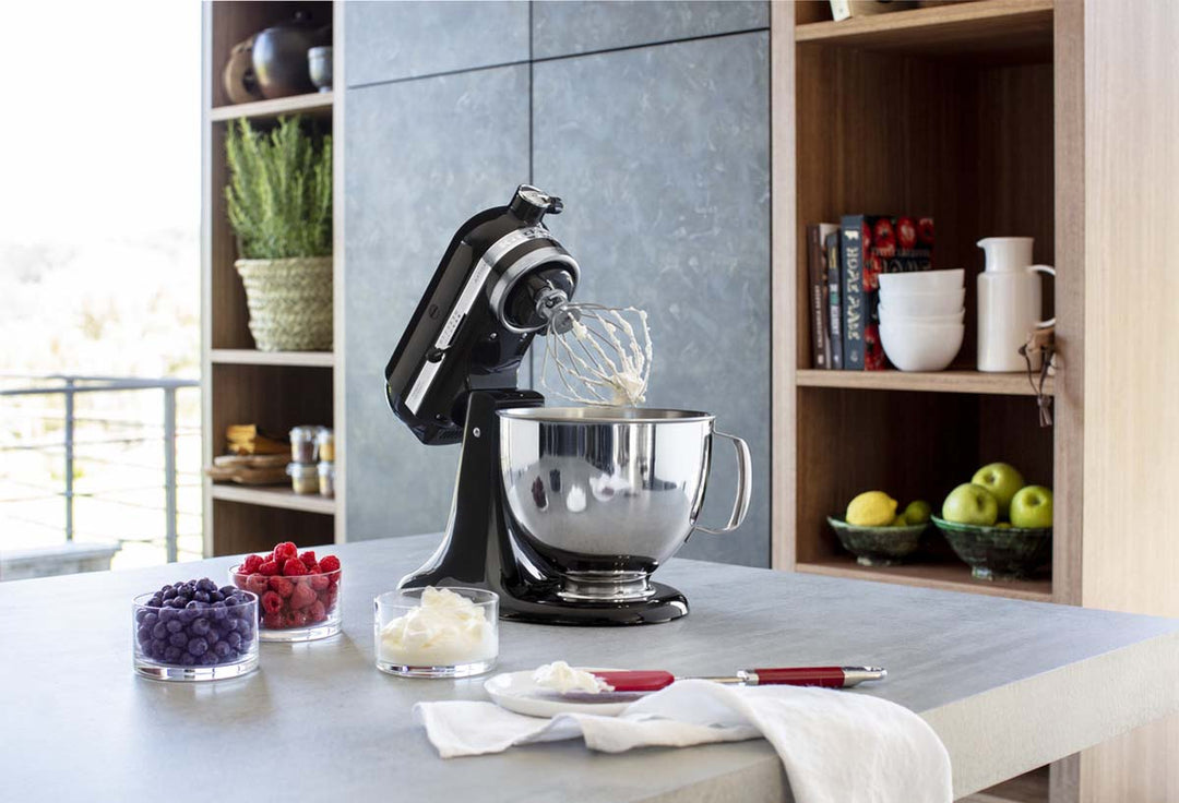 KitchenAid Artisan Stand Mixer 125 Onyx Black – Art of Living Cookshop