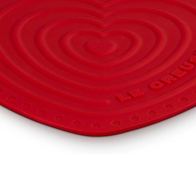 Le Creuset Heart Shaped Trivet Cerise (14931703464314)