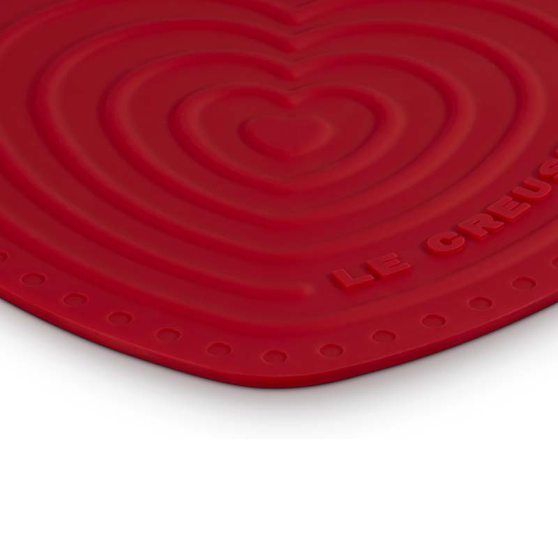 Le Creuset Heart Shaped Trivet Cerise (14931703464314)