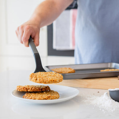 KitchenAid: Solid Turner Charcoal Grey