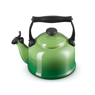 Le Creuset Traditional Kettle with Fixed Whistle 2.1L Bamboo (7085530710074)