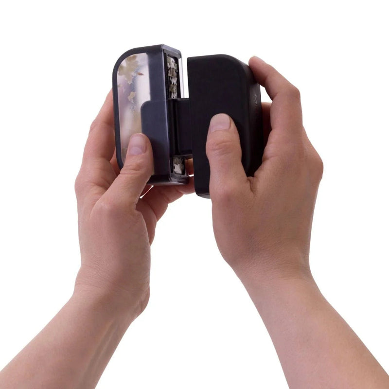 Microplane Garlic Cutter Black