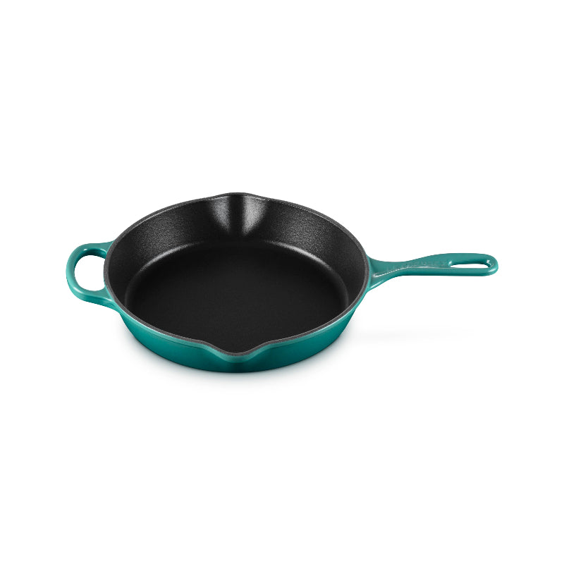 Le Creuset Signature Cast Iron Frying Pan with Metal Handle