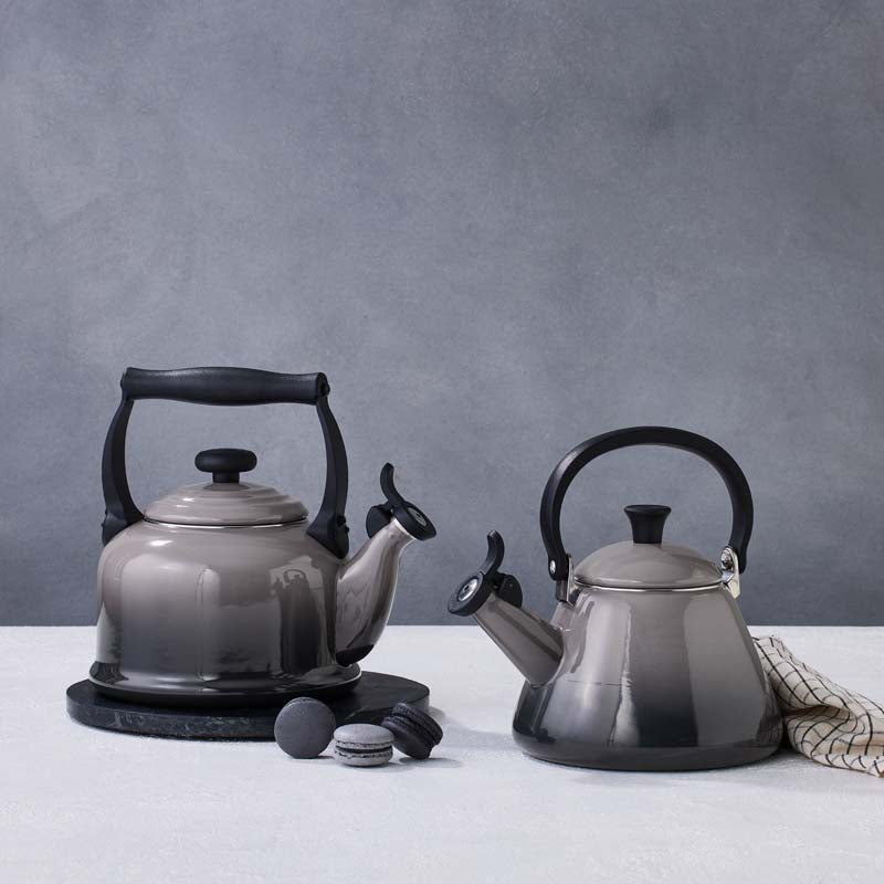 Le Creuset Kone Kettle with Fixed Whistle 1.6L Flint (7085530546234)