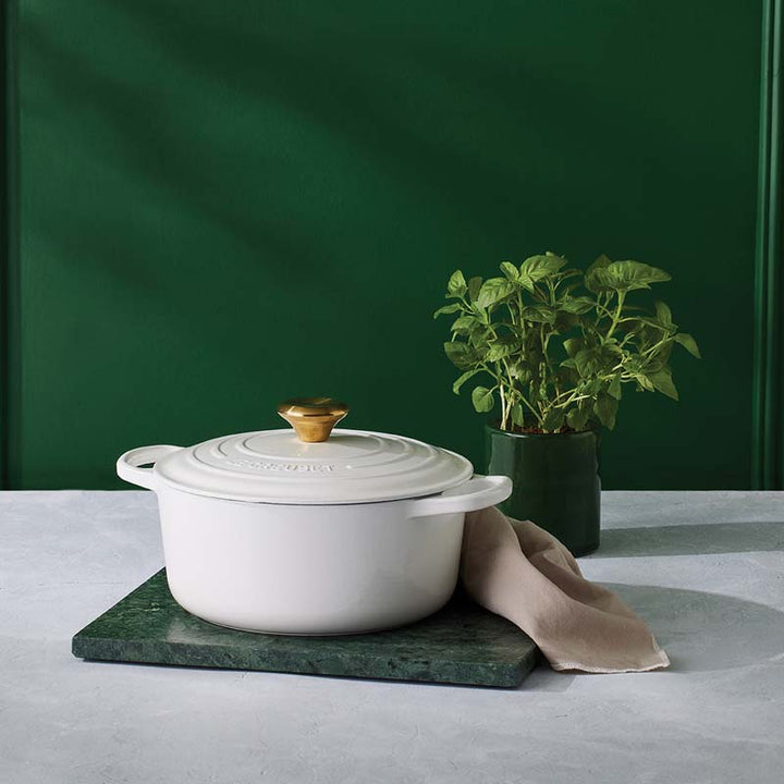 Le Creuset Signature Cast Iron Round Casserole (2396695822394)