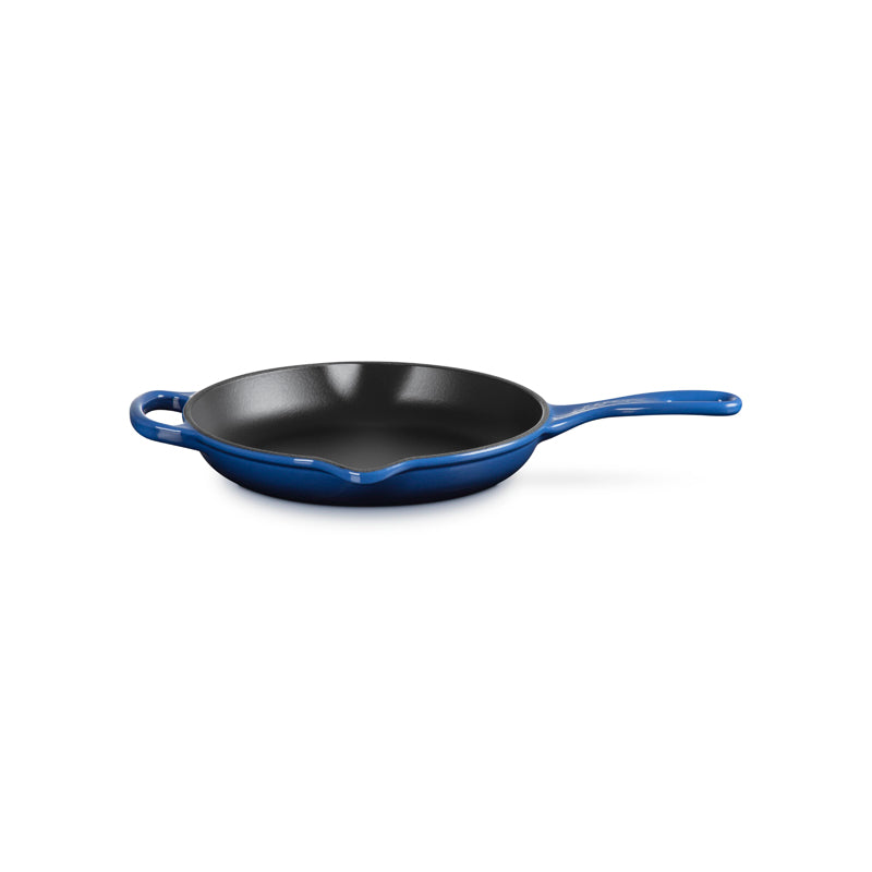 Le Creuset Signature Cast Iron Frying Pan with Metal Handle