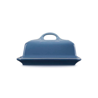 Le Creuset Stoneware Butter Dish Chambray Alt2 (7177294315578)