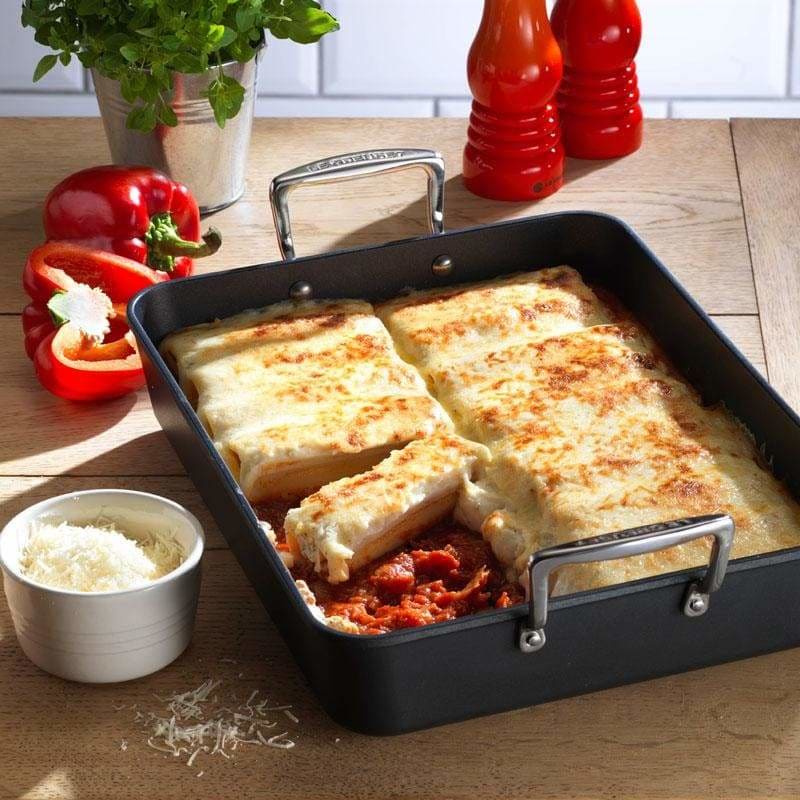 Le Creuset Toughened Non-Stick Rectangular Roaster 35cm – Art of Living ...