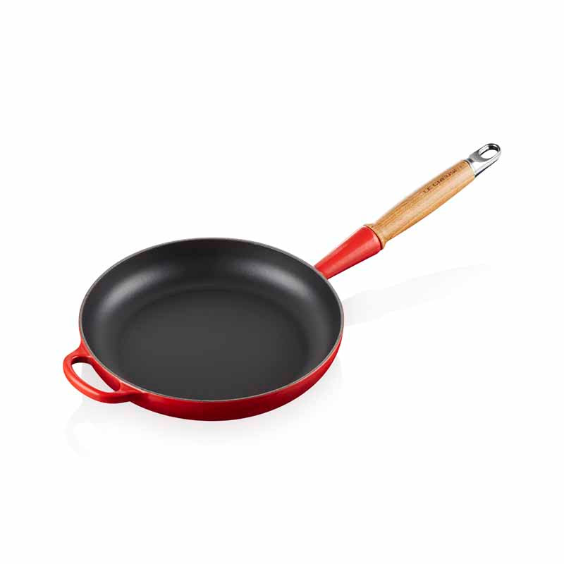 Le Creuset Signature Cast Iron Frying Pan with Wooden Handle (6763354521658)