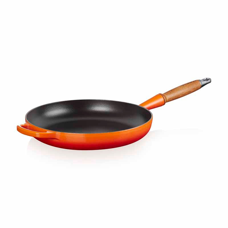 Le Creuset Signature Cast Iron Frying Pan with Wooden Handle (6763354521658)
