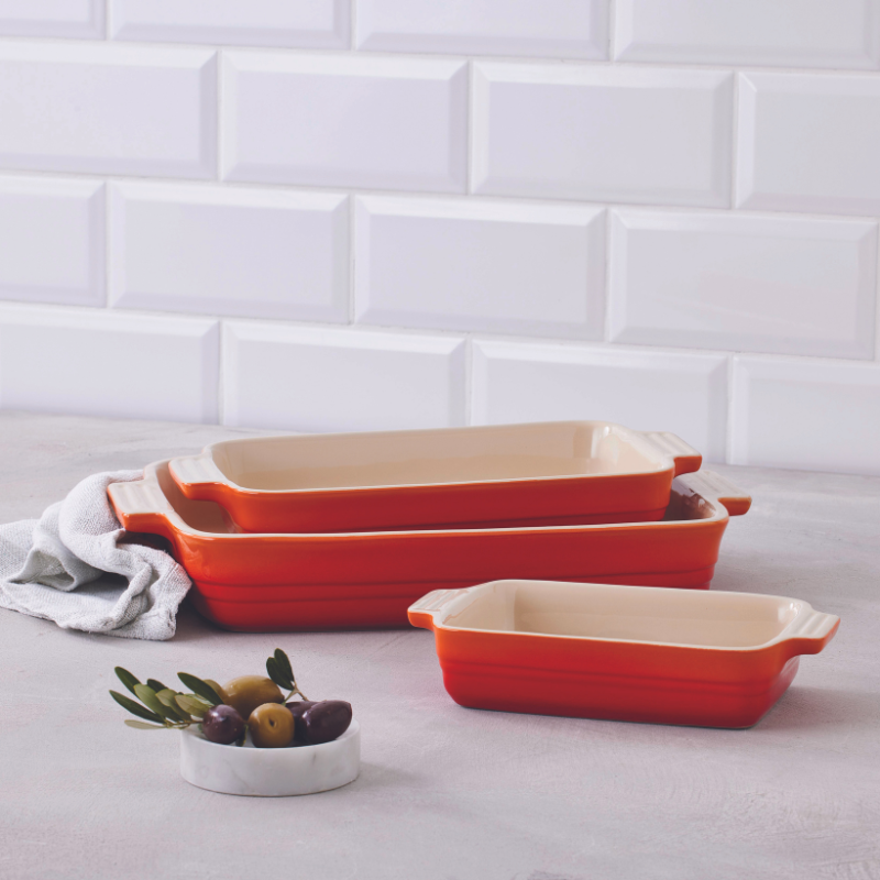 bakeware set le creuset piece stoneware set