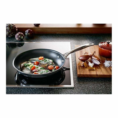 Le Creuset Signature Stainless Steel Non-Stick Frying Pan - Art of Living Cookshop (2462027710522)