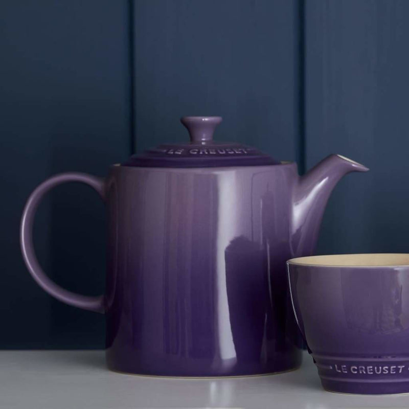 Le Creuset Stoneware Grand Teapot Ultra Violet - Art of Living Cookshop (2383035236410)