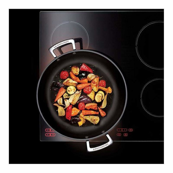 Le Creuset Toughened Nonstick PRO 4 Qt. Shallow Casserole W/ Glass Lid